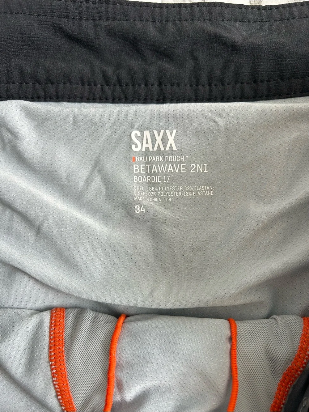 SAXX men’s size 34 Betawave 2 in 1 Swim Shorts lined ballpark pouch Boardie 17”